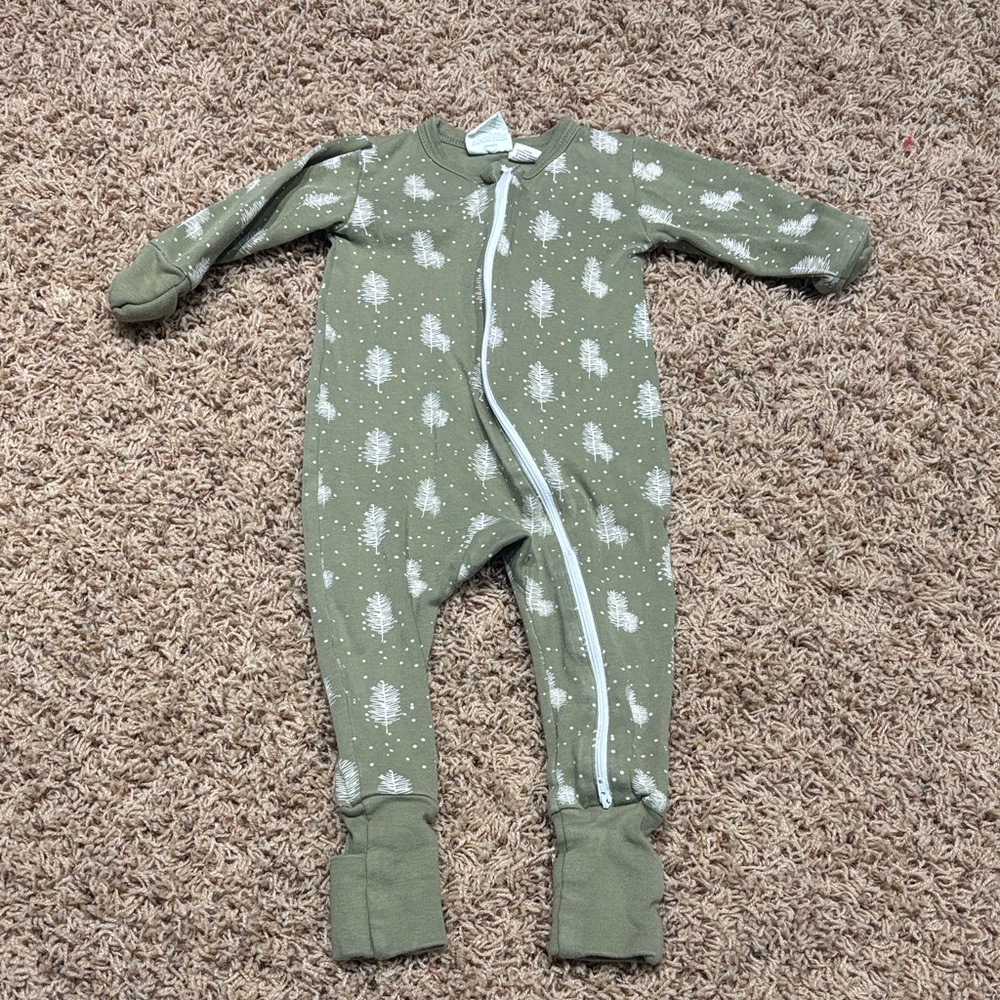 Cozy Green and White Kids Pajama Top